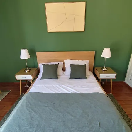 Townhouse Sandra Loulé